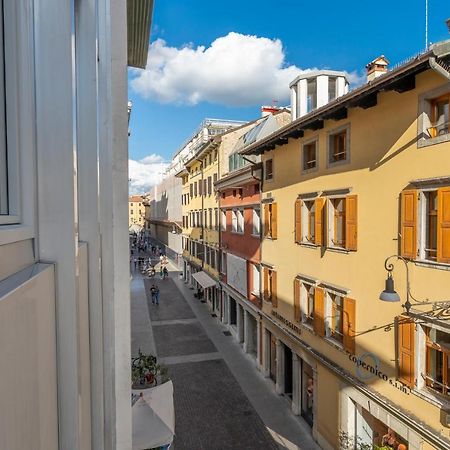 Udine Palazzo D'Aronco Modern Apartment Exterior foto